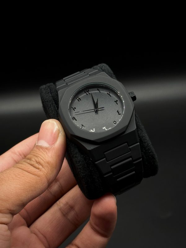White or Black Arabic Aura Watch – Classic Arabic Dial Timepiece